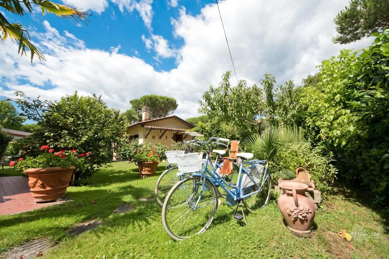 Villa La casina del Mare Marina di Massa Italia